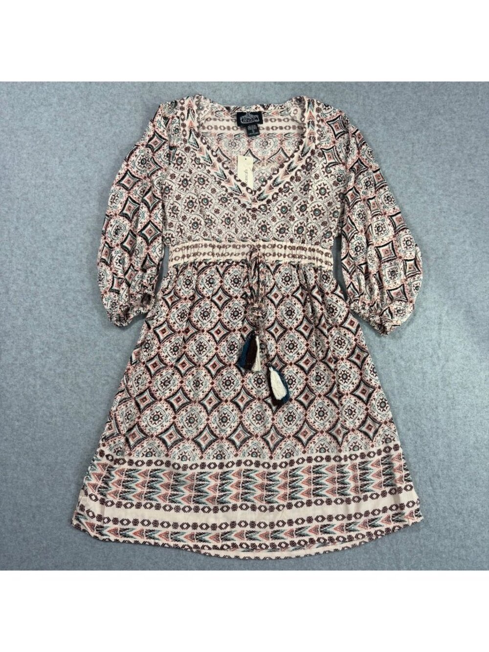 Angie NWT Boho Empire Dress Women's S Ivory Aztec Print 3/4 Sleeve Tassel Tie